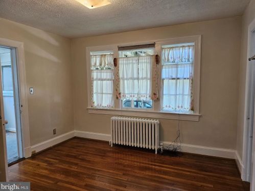 9216 Flower Ave, Silver Spring MD 20912-6641 exterior