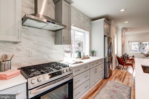 401 Delafield Pl, Washington DC  20011-6112 exterior