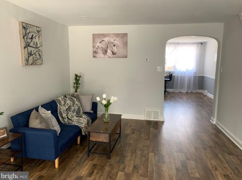 7149 Lynford St, Philadelphia PA 19149-1127 exterior