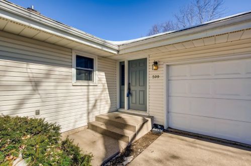 599 Greenway Ave, Saint Paul, MN 55128-6611