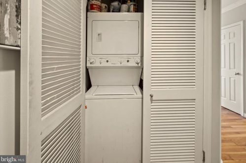 1812 Vernon St, Washington DC  20009-1259 exterior