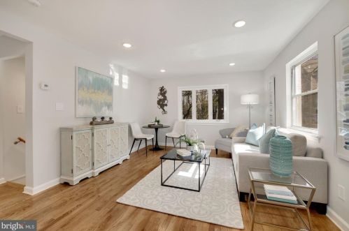 6512 Westmoreland Ave, Silver Spring MD 20912-4409 exterior