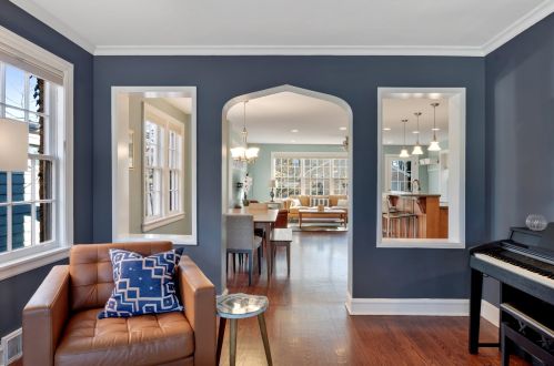 6215 Leona Ave, Chicago IL 60646-4811 exterior