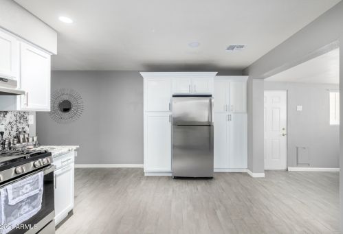 3631 El Caminito Dr, Phoenix AZ  85051-9111 exterior