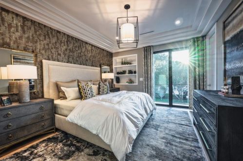 691 Annemore Ln, Naples FL 34108-7520 exterior