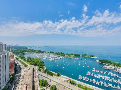 3150 Lake Shore Dr, Chicago IL  60657-4810 exterior