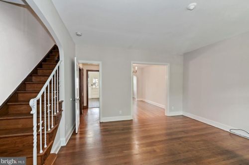 3905 W St, Washington DC  20007-1769 exterior