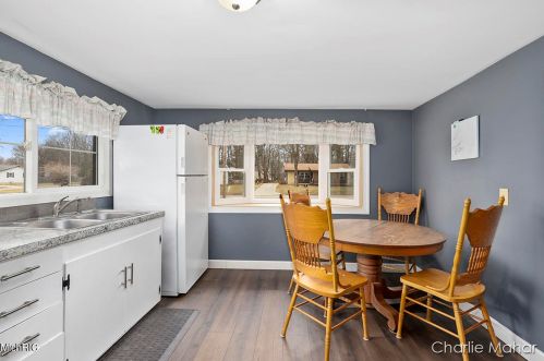 1118 Kenwood Ave, Belding MI 48809-1313 exterior