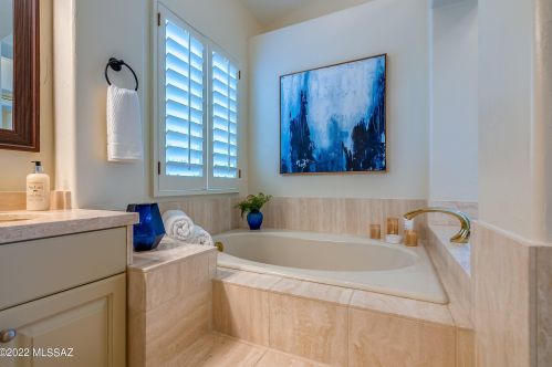 1465 Ram Cyn Dr, Tucson AZ 85737-9295 exterior