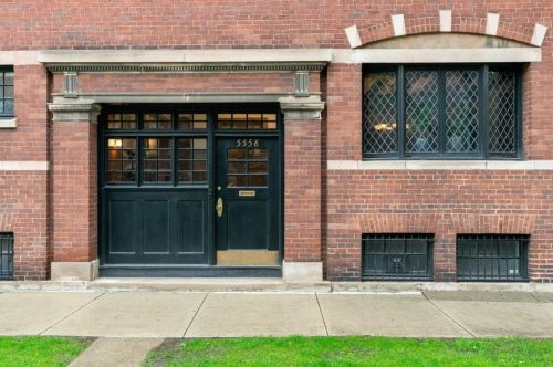5558 Kimbark Ave, Chicago, IL 60637-1619