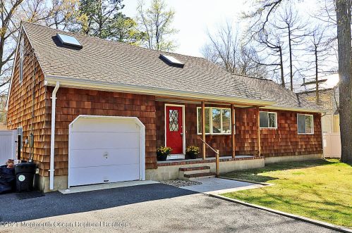 405 Conifer Dr, Lacey NJ  08731-1925 exterior
