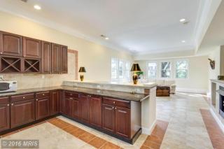 1870 Kirby Rd, Mc Lean VA  22101-5326 exterior