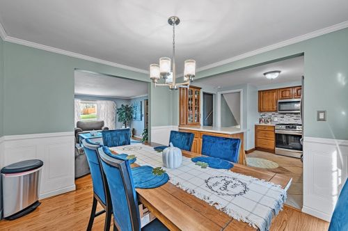 128 Paree Dr, Pittsburgh PA  15239-2424 exterior