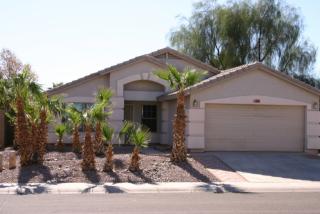 3017 Horsham Dr, Phoenix AZ  85027-2320 exterior