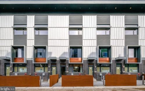 1102 American St, Philadelphia PA 19123-1514 exterior