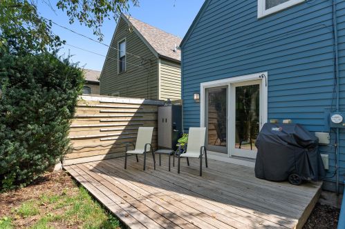 214 Vine St, Milwaukee WI 53205-1451 exterior