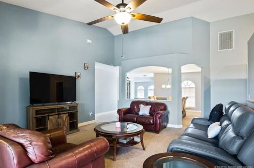 780 Jordan Ter, Fort Pierce FL  34983-1272 exterior