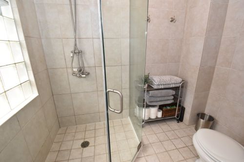 1800 51, Milwaukee WI 53208-1742 exterior