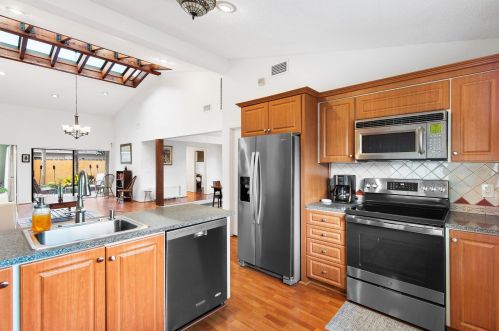 929 4th St, Boca Raton FL  33432-4201 exterior