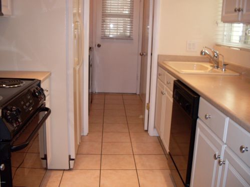 1173 Cochise Dr, Phoenix AZ  85020-1549 exterior