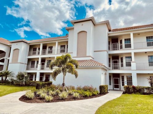 8267 Parkstone Pl, Naples, FL 34120-0655