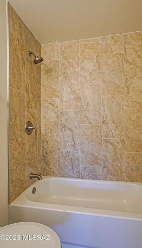 8322 Julia St, Tucson AZ  85710-4218 exterior