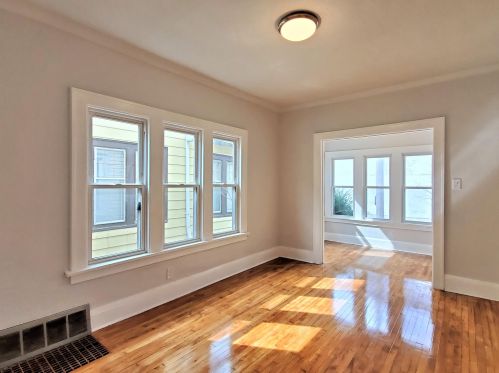 215 Vienna Ave, Milwaukee WI 53212-4102 exterior