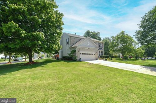 900 Chatsworth Dr, Accokeek MD 20607-2056 exterior