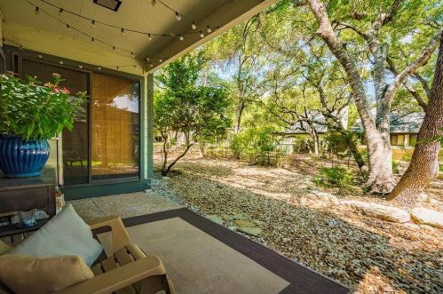 4 Casa Verde, Austin TX  78734-3412 exterior