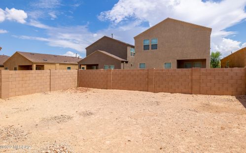 2647 Calle Joya De Ventura, Tucson AZ  85706-5072 exterior