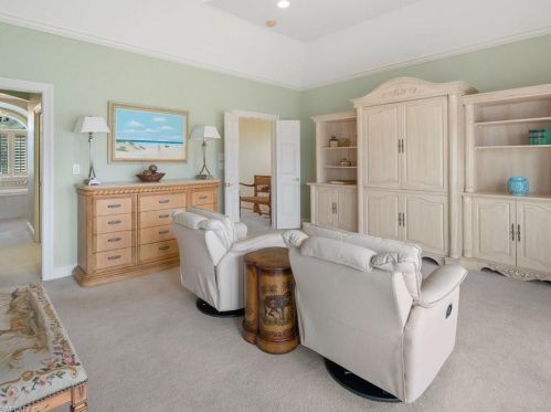 3191 Gin Ln, Naples FL 34102-7814 exterior