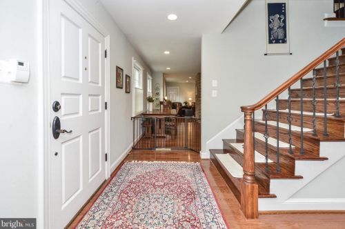 8358 Alvord St, Mc Lean, VA 22102-1726