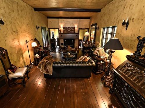 110 Inglewood Dr, Pittsburgh PA 15228-1505 exterior