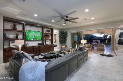 22410 29th Pl, Phoenix, AZ 85050-4782