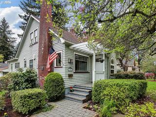 9605 Mason St, Portland OR  97220-3504 exterior