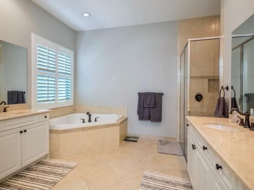 3251 Atlantic Cir, Naples FL 34119-8636 exterior