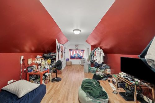 7235 Washtenaw Ave, Chicago IL  60645-1435 exterior