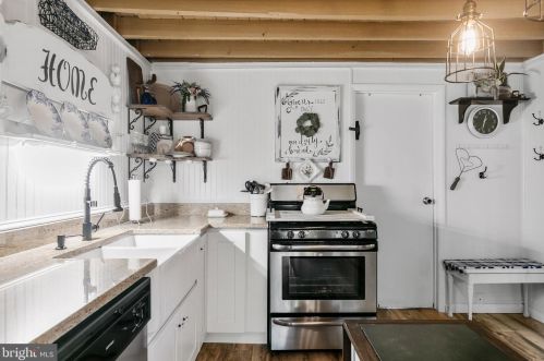 111 Mt Misery Rd, Browns Mills NJ 08015-7004 exterior