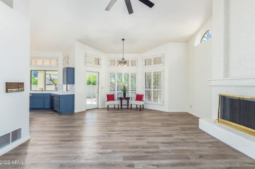 13008 3 St, Phoenix AZ 85022-5210 exterior