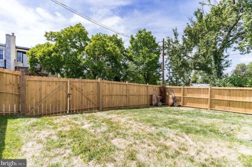 928 47th Pl, Washington DC  20019-3720 exterior