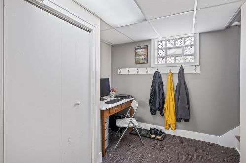 1906 Cornelius Ave, Grand Rapids MI 49507-2849 exterior