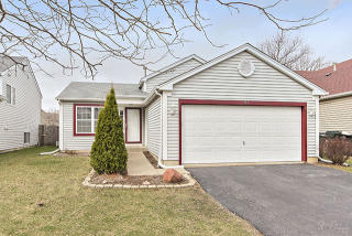 188 Centennial Dr, Volo, IL 60073-4717