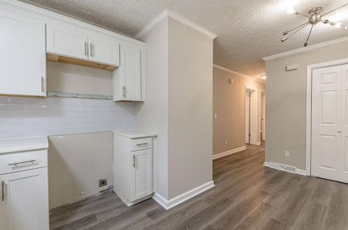 3250 Mount Gilead Rd, Atlanta GA  30311-5202 exterior