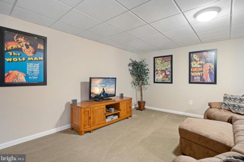 3150 Queensberry Dr, Huntingtown MD 20639-2306 exterior