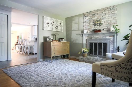 60 Howard Ave, Norwalk CT 06855-1508 exterior