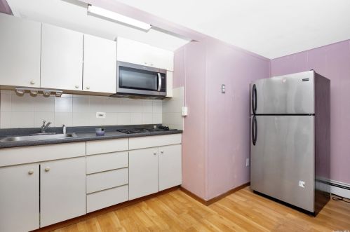 164 Belmont Ave, Babylon NY  11704-5229 exterior