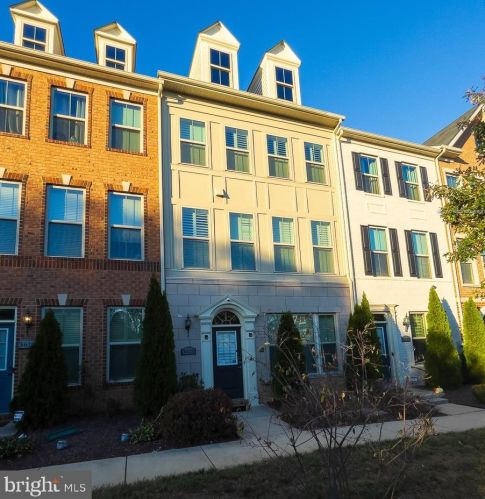 3620 Commodore Joshua Barney Dr, Washington DC  20018 exterior