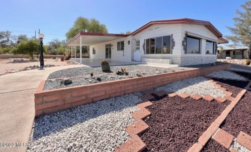 1757 Pacana Way, Green Valley AZ 85614-4354 exterior