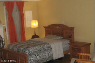 5408 Barrister Pl, Alexandria VA  22304-1948 exterior