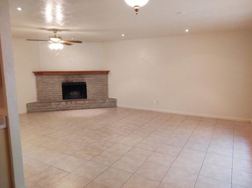 7211 Christie Ln, Dallas TX  75249-1003 exterior